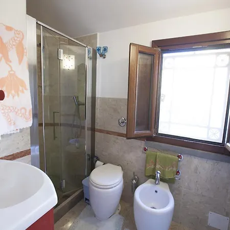 Casa Con Veranda Sul Mare E A 4 Minuti A Piedi Dalla * Custonaci